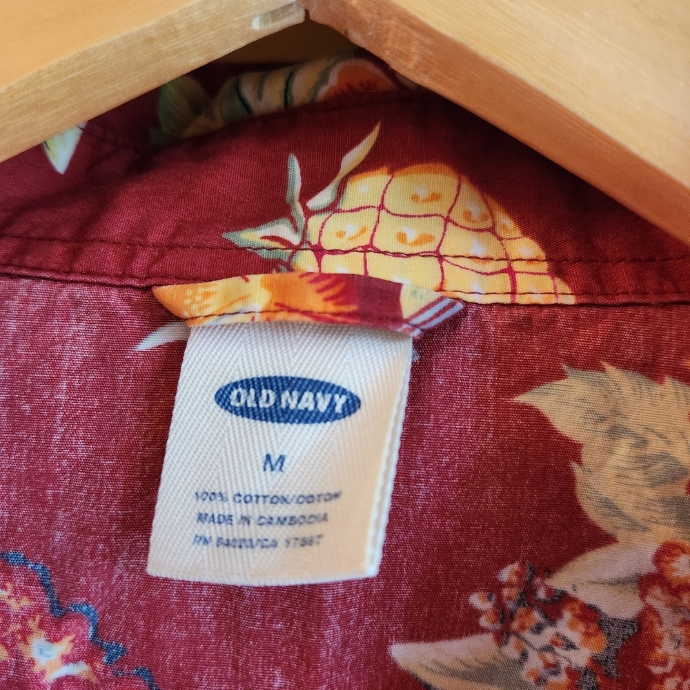 Mens old navy shirt - Picture 3 of 6
